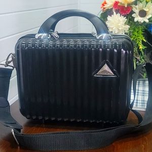 TRIFORCE COSMETIC BAG